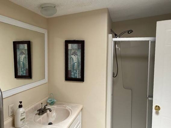 1912 Hazeltine Way a Winter Haven, FL Mobile or Manufactured Home for Sale